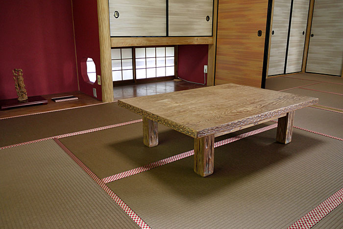 b Tatami